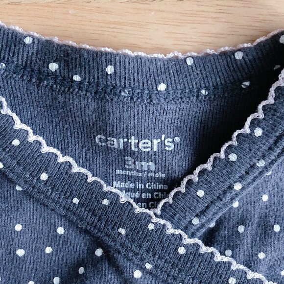 🧸 SALE! (5/$15, 8/$22, 12/$30) Carter’s bodysuit 3m dark grey onesie baby girl - Picture 4 of 4